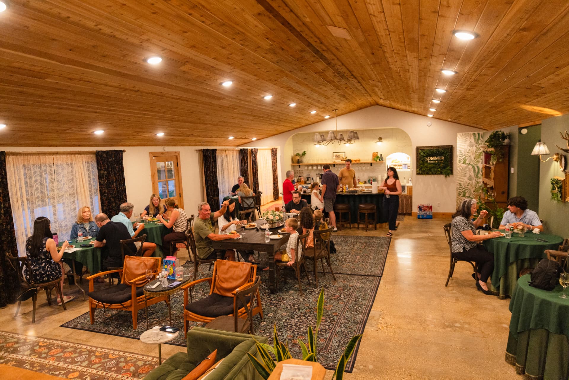 Family Reunions at Sommer House Inn