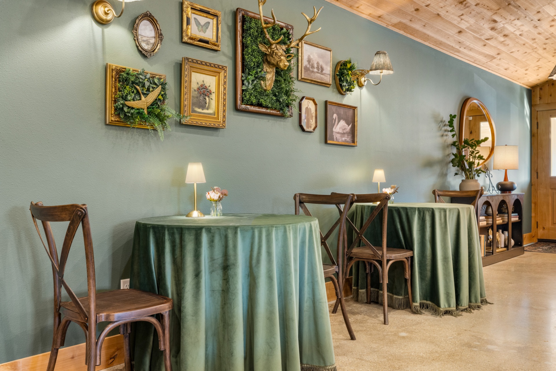 Sommer House Inn entire lodge photo 3 — Jasper Arkansas