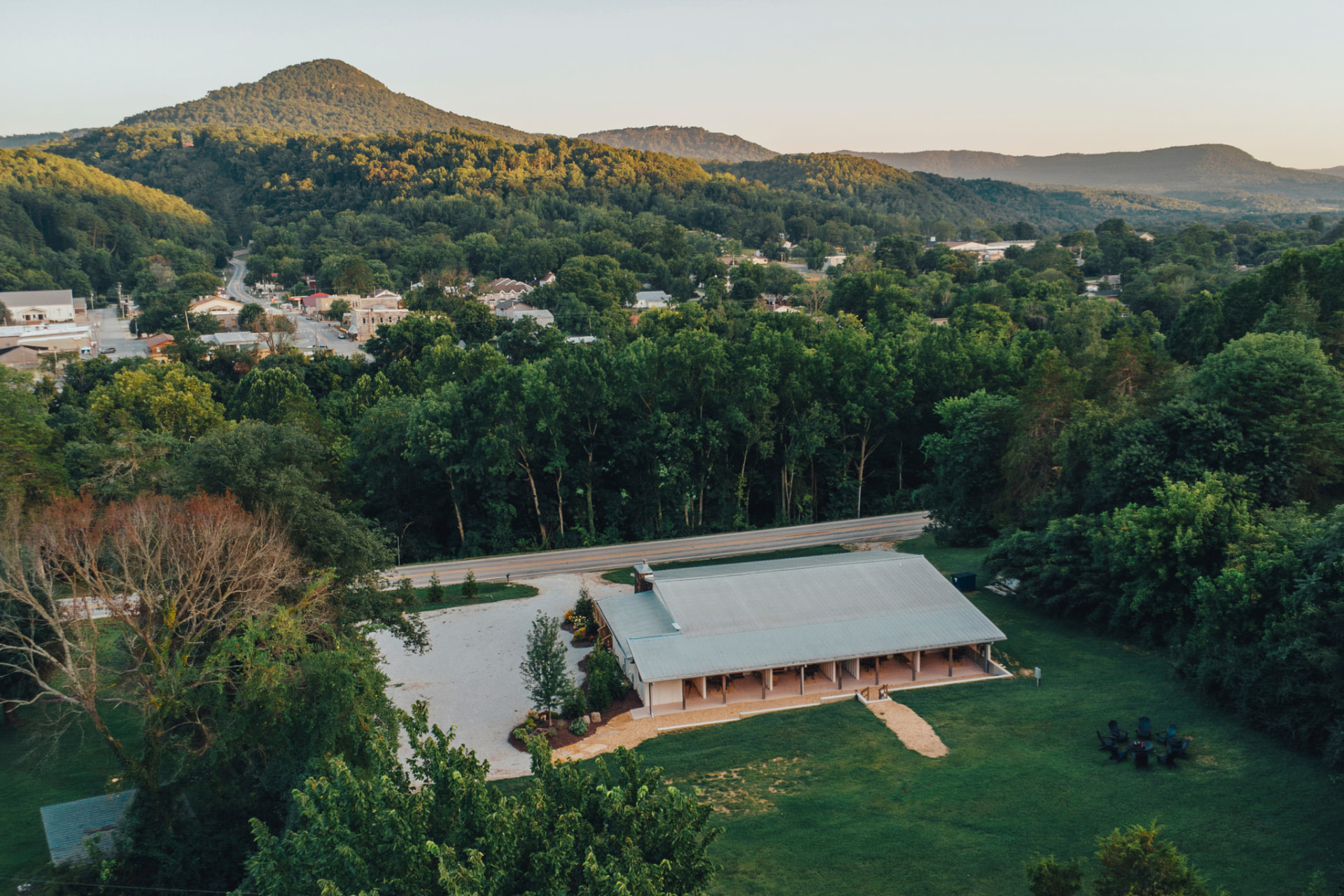 Aloha Room photo 19 — Sommer House Inn, Jasper Arkansas